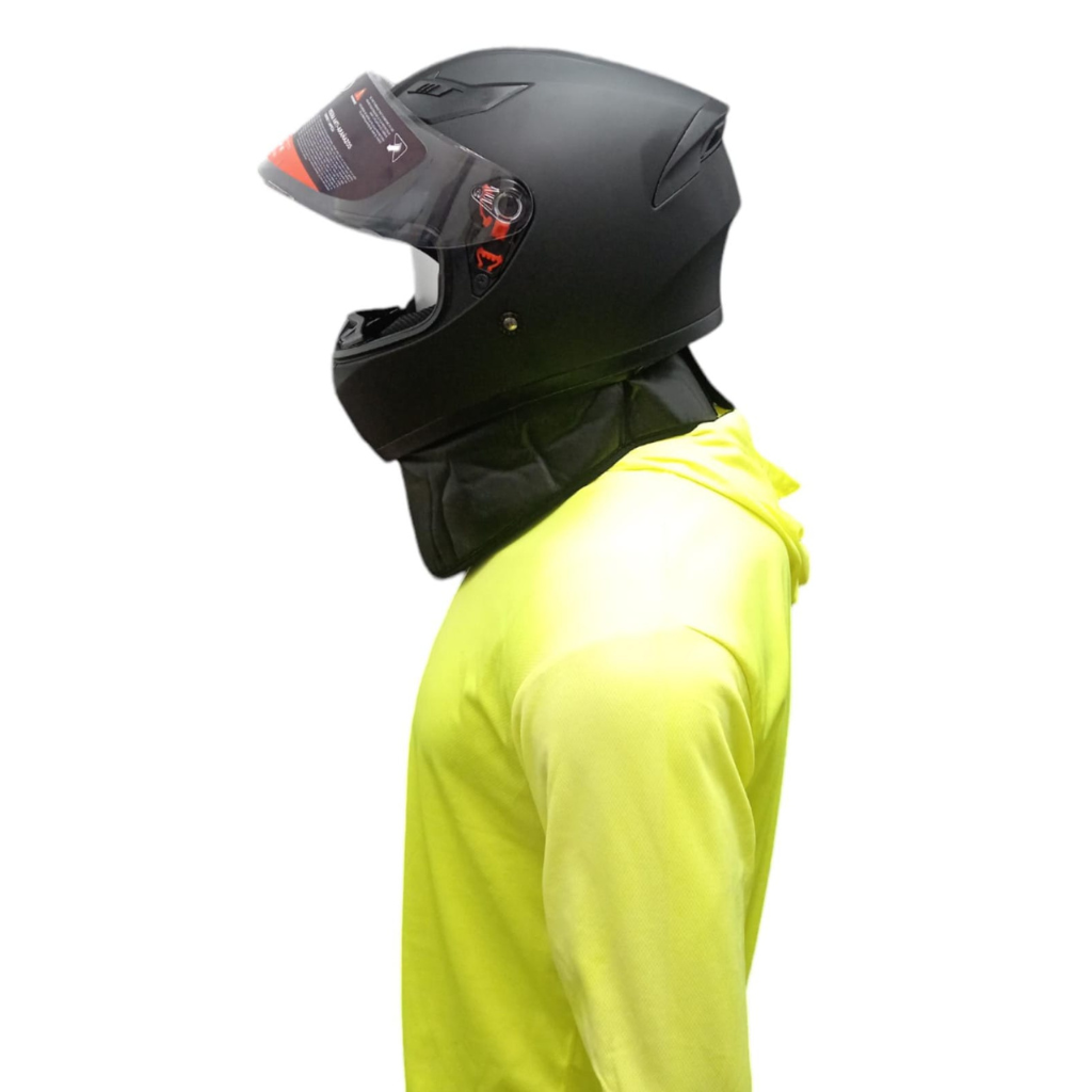 Casco para motociclista delivery