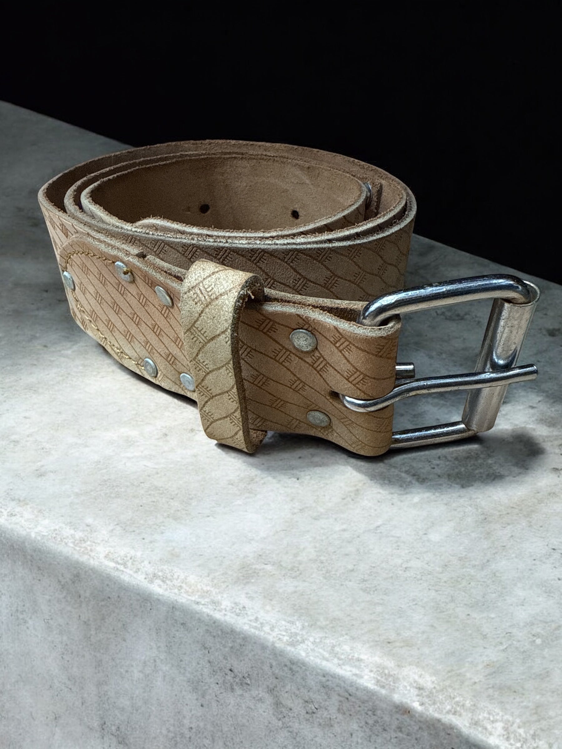 Correa para trabajo (cuero-suela)