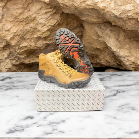 Boots Reactive #5120 Designed in Italy