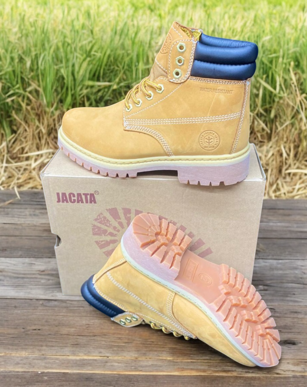 Boots Jacata #HW88601